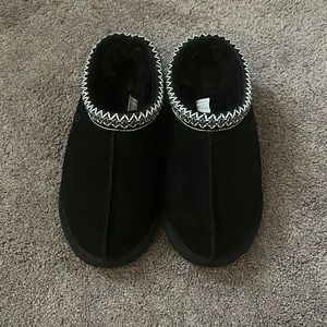 Ugg Tasman slippers